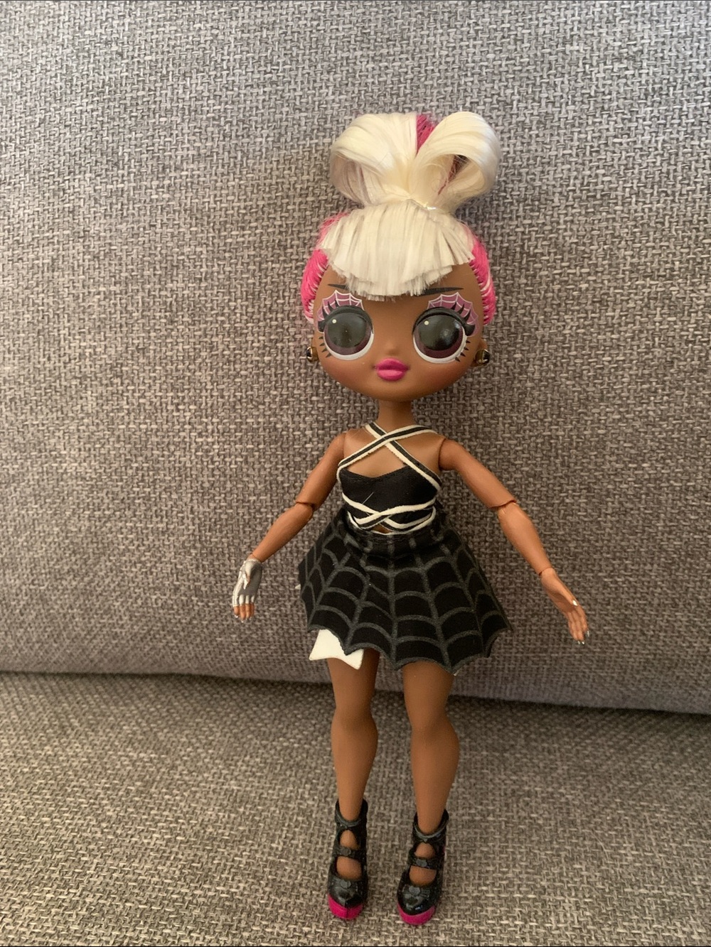 L.O.L. Surprise! OMG Movie Magic Spirit Queen Spiderweb Dress Fashion Doll